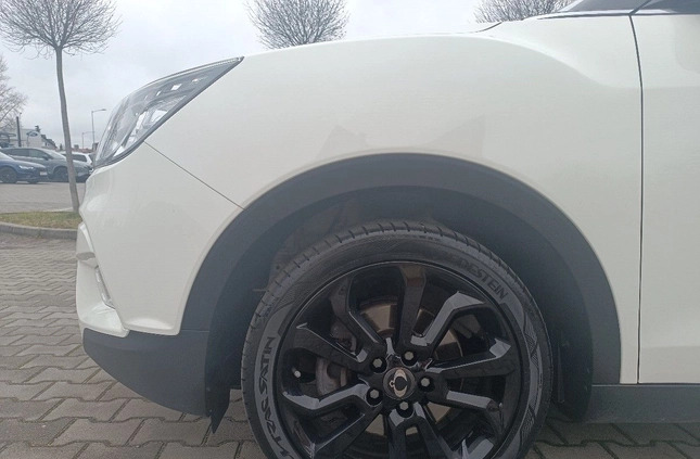 SsangYong Tivoli cena 42900 przebieg: 114000, rok produkcji 2016 z Góra małe 529
